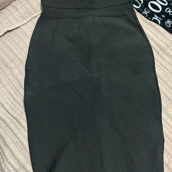 WOW Couture Black Midi Bandage Skirt - Picture 1 of 3